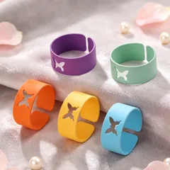 Butterfly Spray Paint Alloy Rings With Zinc Alloy Chain For Adults Stylish Stainless Steel Jewelry Set 4
