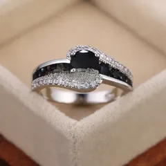 Cao Shi Best Selling Wish Explosions Inlaid Black Zircon Ring Fashion OL Ladies Holiday Gift Jewelry Wholesale 2
