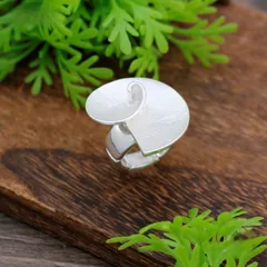 Conch Ring For Women In Simple Style With White Enamel Finish, Made Of Zinc Alloy 3