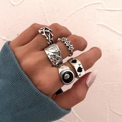 Creative Personality Poker Card Rings Set Of 5 Vintage Black Aces Paper Clip Zinc Alloy Geometric Pattern Women's Jewelry