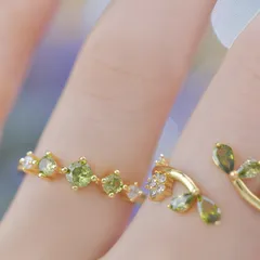 D203 French Entry Lux Olive Green Original Leaf Bud Water Drop Zircon Design Versatile Niche Daily Ring Suit 4