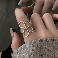 Daisy Ring For Women In Silver Zinc Alloy Featuring Electroplated Finish