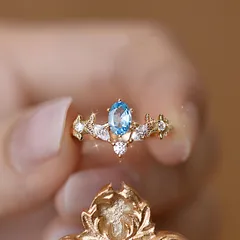 Elegant Crown Ring For Women In Copper With Electroplated Gold Plating, Perfect For Summer