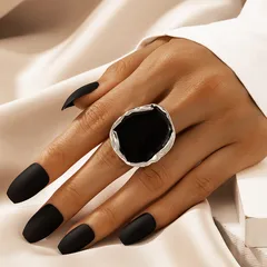 Geometric Gold Alloy Ring For Women Featuring Enamel Design, Perfect For Wedding Season, 1 Piece