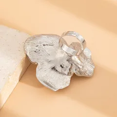 Elegant Metal Floral Ring With Pleated Petal Personality Open Leaf Finger Ring  Ins Style Women's Jewelry 4