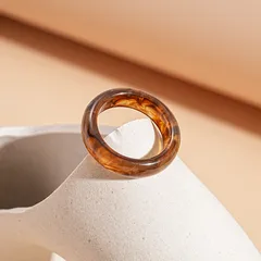 Elegant Resin Geometric Pattern Ring For Women Personality Design Polished Oval Shape  Style Fashion Jewelry 4