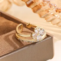 Lucky Heart Elegant Women’s Ring In Gold Alloy With Electroplated Finish And Zircon Inlay 4