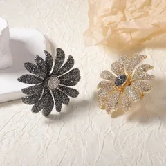 Exaggerated Flowers Open Ring For Women In Gold, Made Of Durable Zinc Alloy