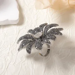 Exaggerated Flowers Open Ring For Women In Gold, Made Of Durable Zinc Alloy 4
