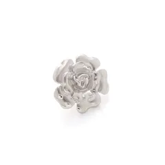 Exaggerated Gold Alloy Flowers Ring For Women Featuring Three-Dimensional Craftsmanship 4
