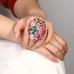 Exaggerated Round Open Ring For Women In Gold Alloy With Rhinestone Inlay