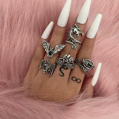 Fashion Geometric Gold Alloy Ring For Women Featuring Rhinestones Inlay Design 3
