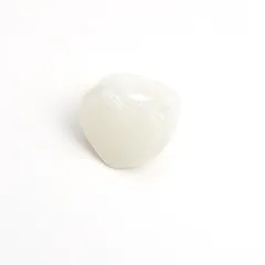 Unisex Heart Shape White Acrylic Ring With Artificial Gemstones, One Size, Perfect For Birthday 5