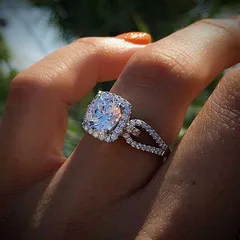 Fashion Square Alloy Ring For Women With Electroplated Finish And Artificial Gemstones Inlay