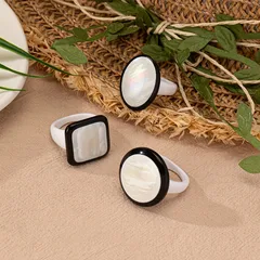 Fashionable Geometric Illusion Acrylic Flat Bottom Round Shell Ring Patch Unisex Square Circular Face Ring Popular In