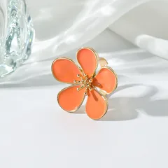 Fashionable Large Gemstone Ring For Women Open Alloy Crystal Rhinestone Decorative Accessory Animal Pattern Gold Plated Jewelry 4