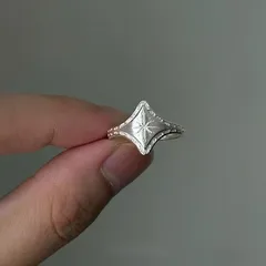 Fashionable Silver Starburst Ring For Women Minimalist Open Design Luxury Feel Alloy Geometric Pattern Electric Plated Jewelry 4