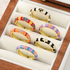 Flower Pattern Ring With Enamel Craft, Elegant Design For Stylish Wear
