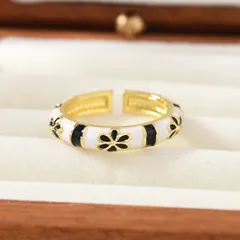 Flower Pattern Ring With Enamel Craft, Elegant Design For Stylish Wear 3