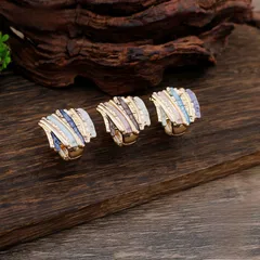 Novelty Geometric Gold Ring For Women In Zinc Alloy With Enamel Craftsmanship