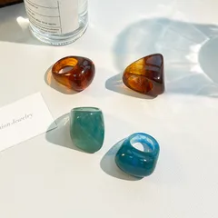 Geometric Resin Ring For Unisex Featuring Modern Design In Durable Resin Material 2