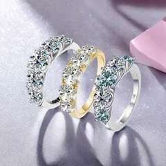 Sweet Geometric Silver Alloy Ring For Women With Zircon Inlay Featuring Bezel Setting