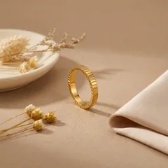 Geometric Electroplated 304 Stainless Steel Rings For Women With 18K Real Gold Plated Coating 0.03µm-0.05µm Featuring Pearl Inlay 2