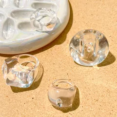 Geometric Transparent Resin Rings For Women, 4 Pieces Set Featuring Stylish Modern Design 3