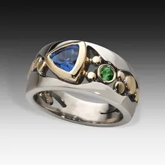 Geometric Unisex Alloy Ring For Everyday Wear Featuring Green Electroplated Finish And Zircon Inlay