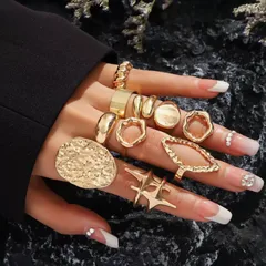 Gold Alloy Star Ring For Women With Three-dimensional Craftsmanship And Zircon Inlay