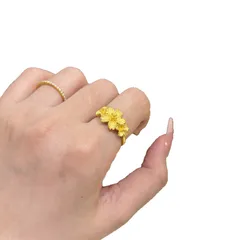 Luxurious Gold Electroplated Copper Open Ring For Women Featuring Elegant Flower Pattern 5