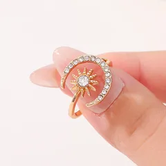 Luxurious Gold Moon Open Ring For Women With Bezel Setting And Rhinestones In Zinc Alloy