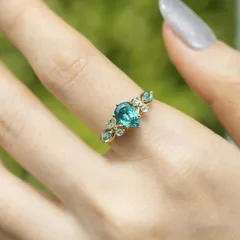 Gold Plated Green Diamond Ring Zirconium Stone Fashionable Geometric Ring Bohemian Style Alloy Jewelry For Women 3