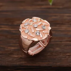 Gold Rose Ring For Women With Enamel Craftsmanship And Rhinestone Inlay, Made Of Durable Zinc Alloy 2