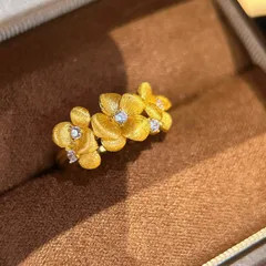 Handmade Copper Flowers Ring For Women With Zircon Inlay In Elegant Gold