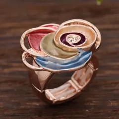 Handmade Natural Pink Flowers Ring For Women In Zinc Alloy Featuring Elegant Craftsmanship 2