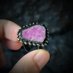 Handmade Women’s Ring Featuring Irregular Natural Stone With Antique Silver Plated Water Plating 5