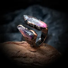 Handmade Women’s Ring Featuring Irregular Pattern With February Birthstone Amethyst, Natural Stone, And Bronze Water Plating 4