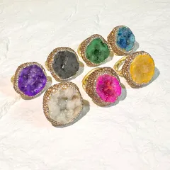 Handmade Women’s Ring Featuring Irregular Pattern With Natural Stone And Rhinestones In Golden Plated Water Plating