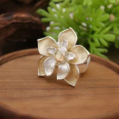 Handmade Yellow Flowers Ring For Women In Zinc Alloy With Zircon Inlay 4