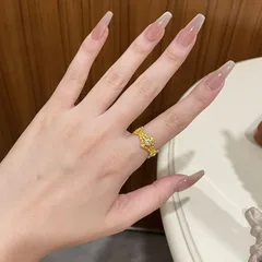 Heart Shape Copper Ring For Women With Electroplated Gold Plating In Baroque Style 4