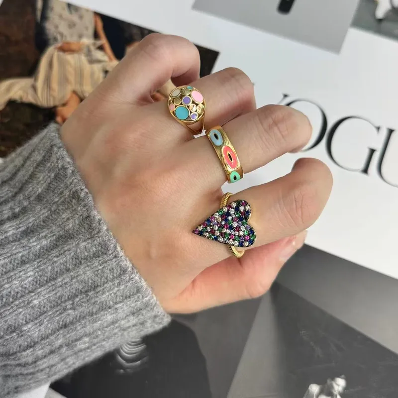 Heart Shape Ethnic Style Ring For Women Featuring Alloy Material And Rhinestone Inlay 5