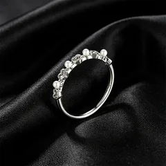 XUPING Heart Shape Ring For Women Featuring Platinum Plated 0.01µm Thickness And Imitation Pearl Inlay, 1 Piece