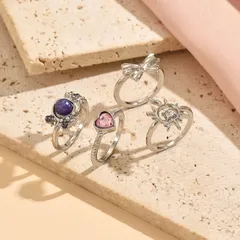Heart Shape Ring For Women Made Of Zinc Alloy With KC Golden Plated Finish Featuring Asymmetrical Craft And Rhinestone Inlay 4