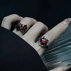 Hollow Retro Garnet Geometric Design Ring Women's Trendy Personality Dark  Cold Style Elegant Open Ring