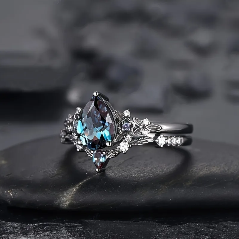 Huajie Fashionable Floral Blue Ring Stackable Women's Ring Personality Luxury Sensation Alloy Geometric Pattern Ring For Her 5