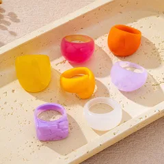 Sweet 7 Pieces Irregular Acrylic Rings For Women Featuring Three-Dimensional Craftsmanship 2