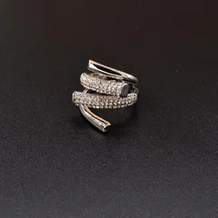 Retro Geometric Silver Alloy Ring For Women With Electroplated Finish And Artificial Gemstones Inlay 2