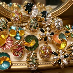 Leaves Pattern Women Rings For Elegant Style, Zinc Alloy With KC Golden Plated Coating 0.03µm Featuring Rhinestones Inlay 3