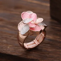 Lucky Heart Ring For Women In Silver Zinc Alloy Featuring Enamel Craftsmanship 3